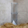 Râtelier à foin d'angle pour box intérieur avec portillon