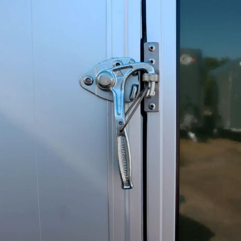 Petite poignée de pont avant coté droit