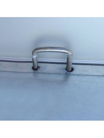 Anneau d'attache pour benne