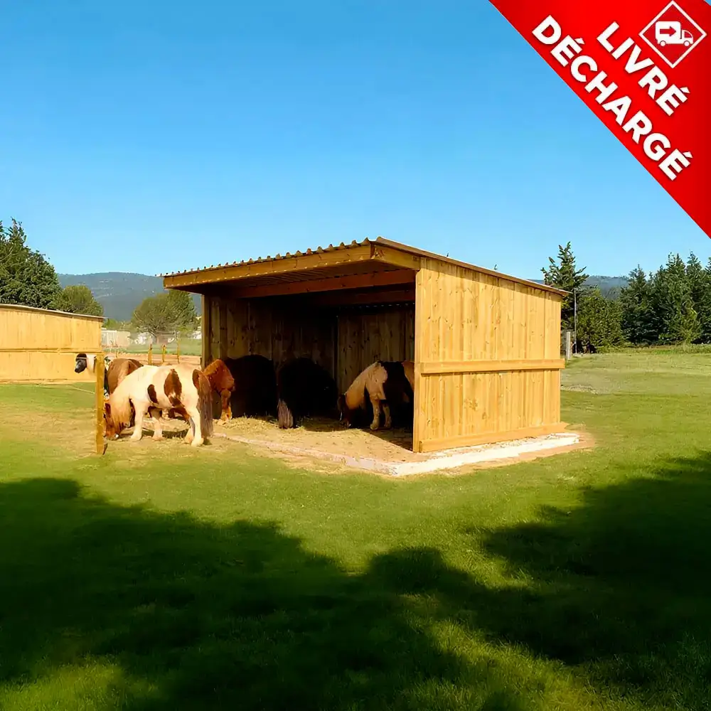 Abri à fourrage tout bois avec auvent de 1m