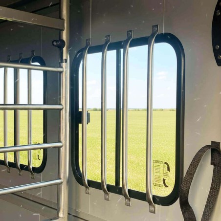 Fenêtre 400x300 avec barreaux pour Maxi